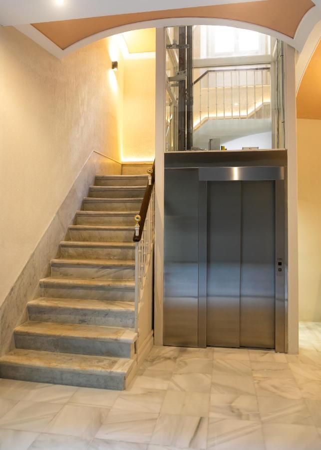 Inncadizpalacio Conde Casa-Brunet Екстериор снимка